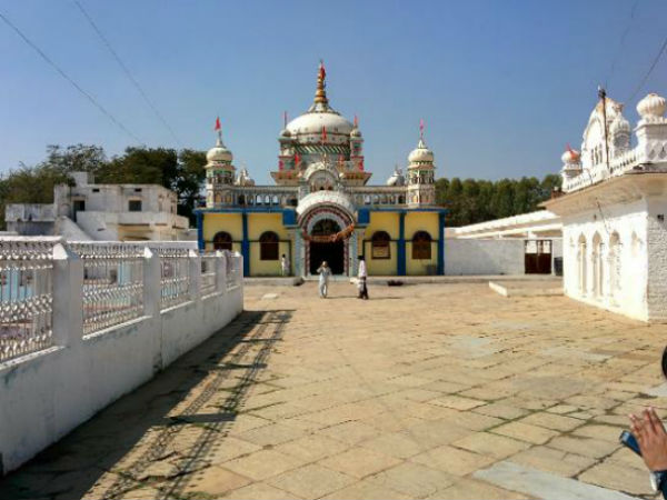 padmavati-devi-temple-in-panna